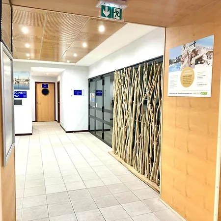 Διαμέρισμα Caporizon-l'archipel-t1-piscine-centre Ville-terrasse