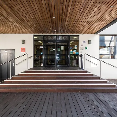 Caporizon-l'archipel-t1-piscine-centre Ville-terrasse La Rochelle (Charente-Maritime)