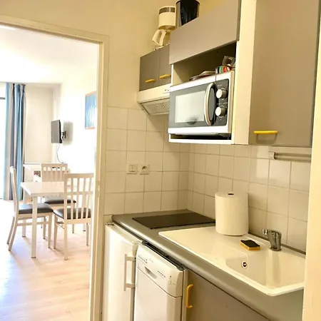 Caporizon-l'archipel-t1-piscine-centre Ville-terrasse * La Rochelle (Charente-Maritime)